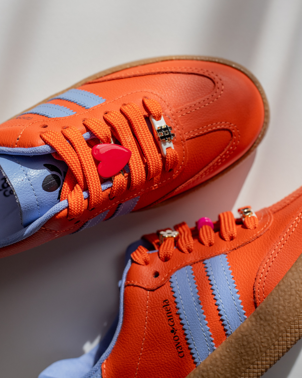 Sapatilhas - Cravo & Canela