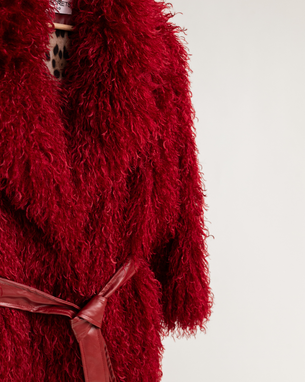 Casaco de Pelo - NoSecrets