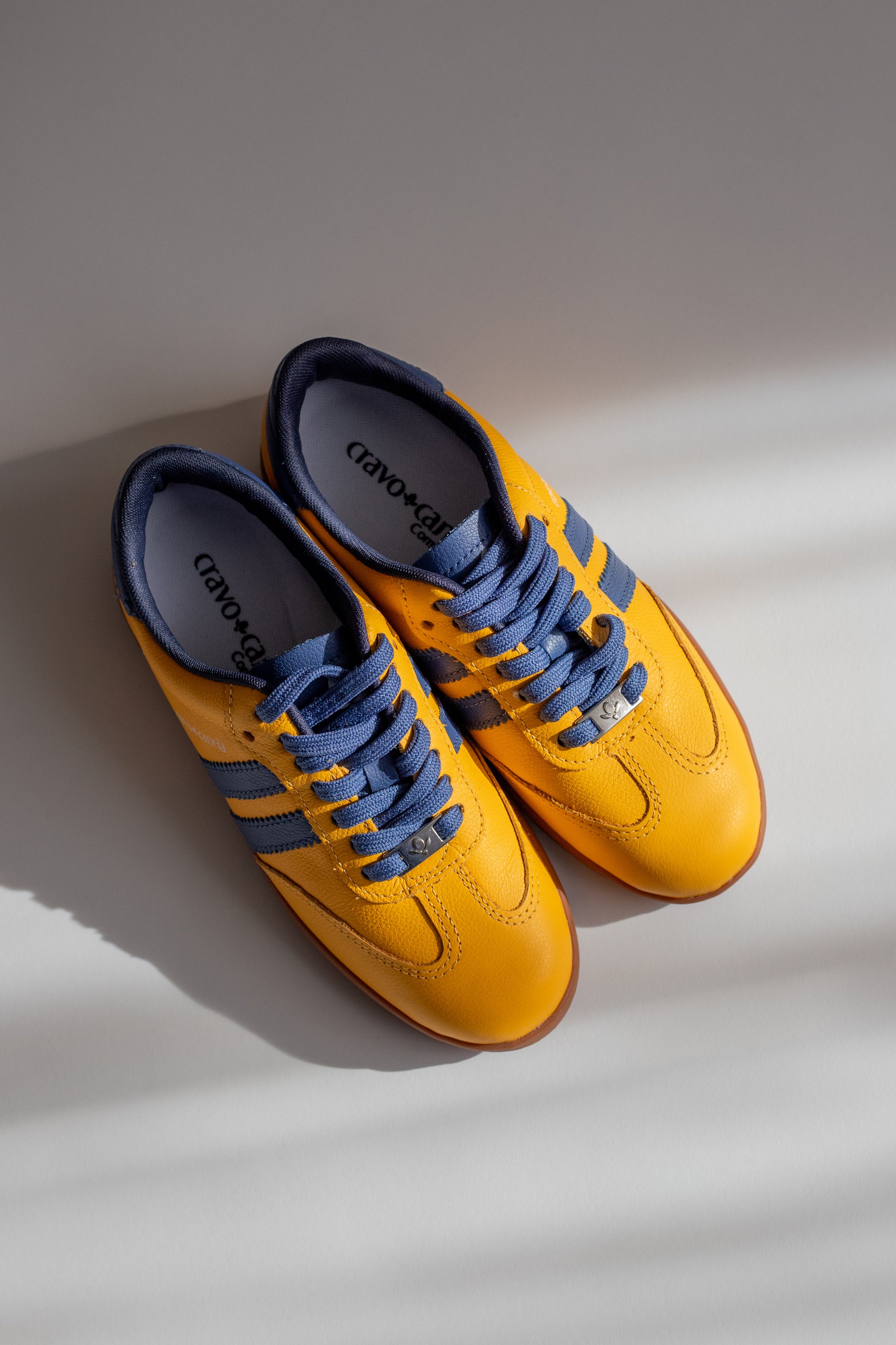 Sapatilhas - Cravo & Canela