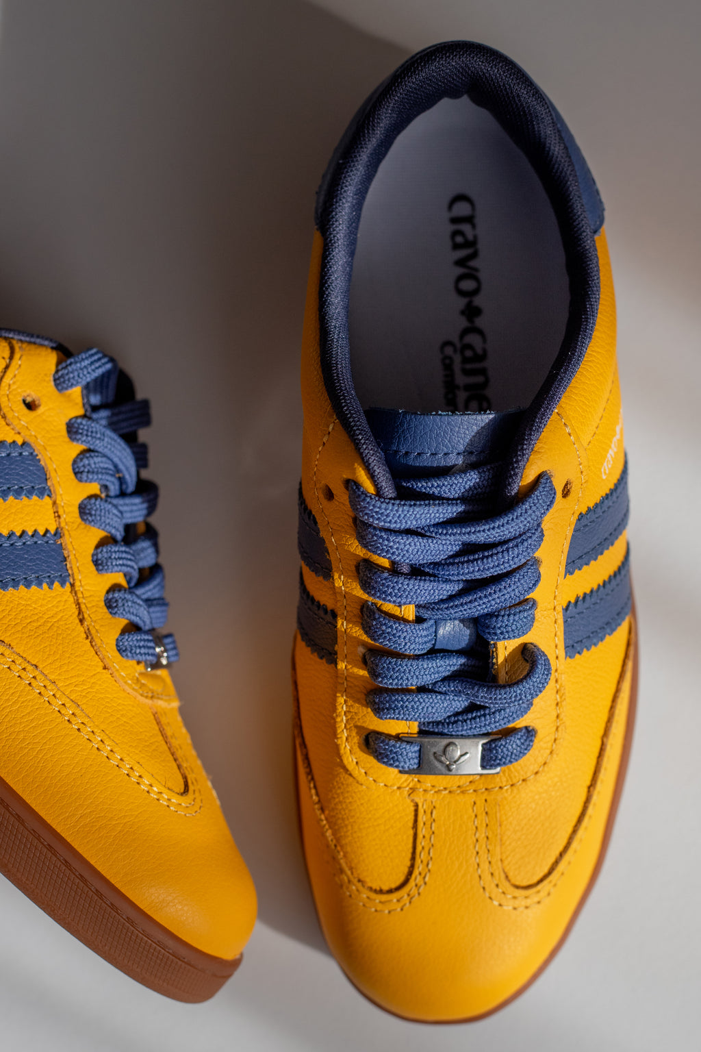 Sapatilhas - Cravo & Canela