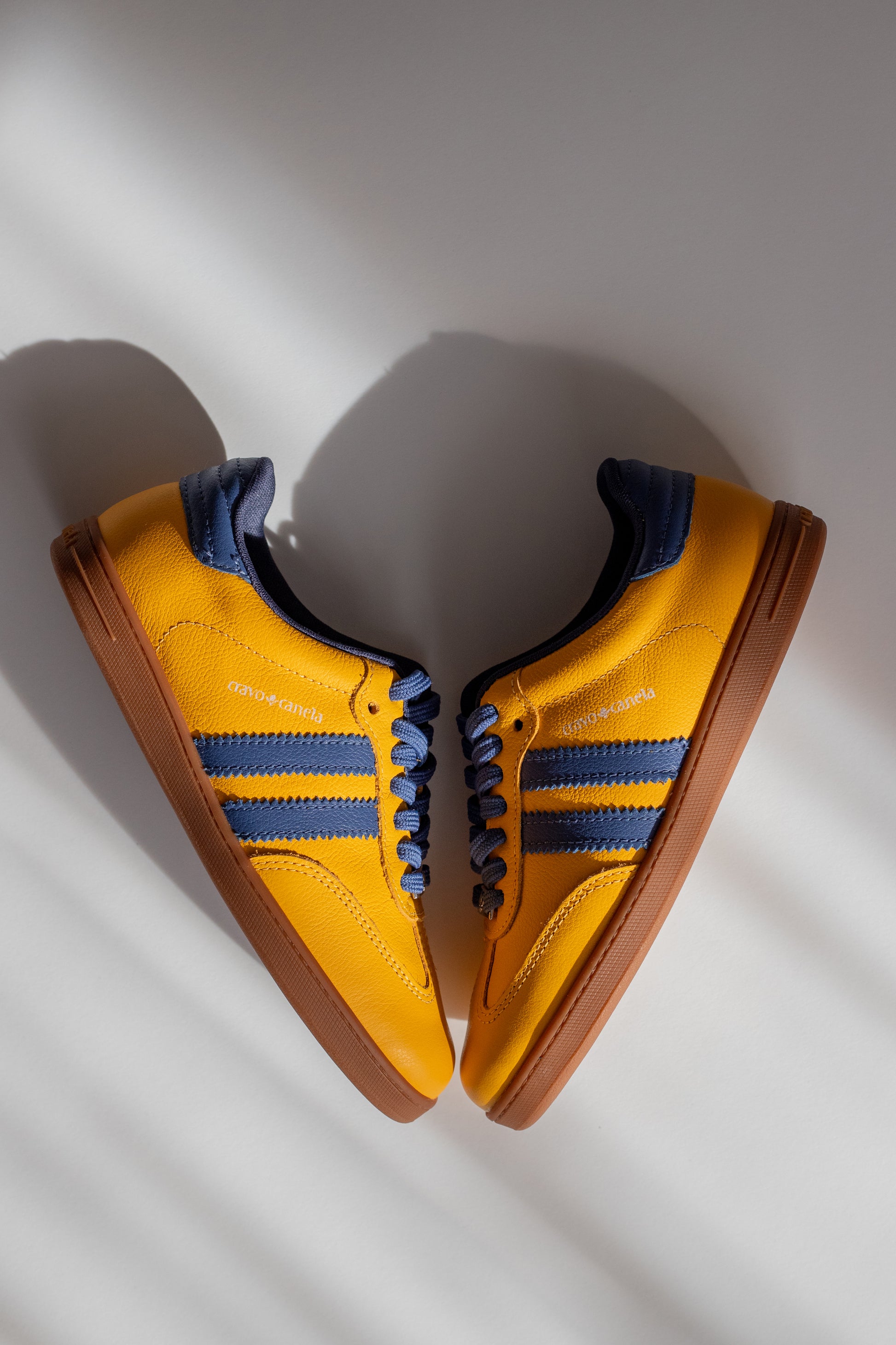 Sapatilhas - Cravo & Canela