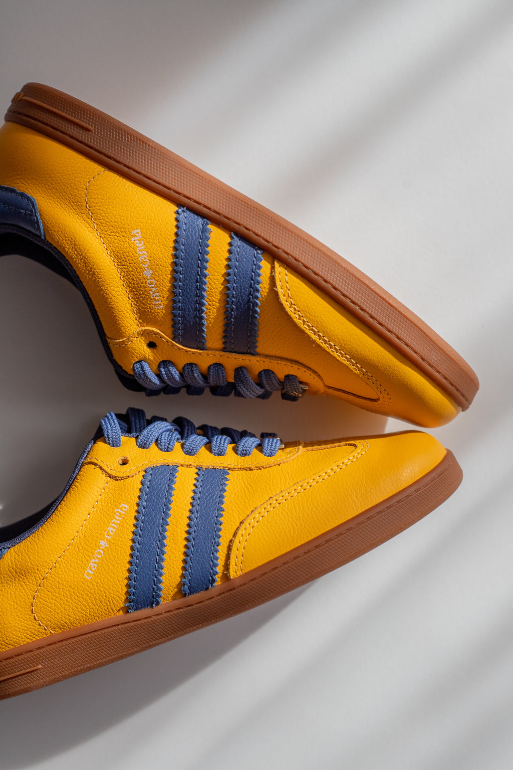 Sapatilhas - Cravo & Canela