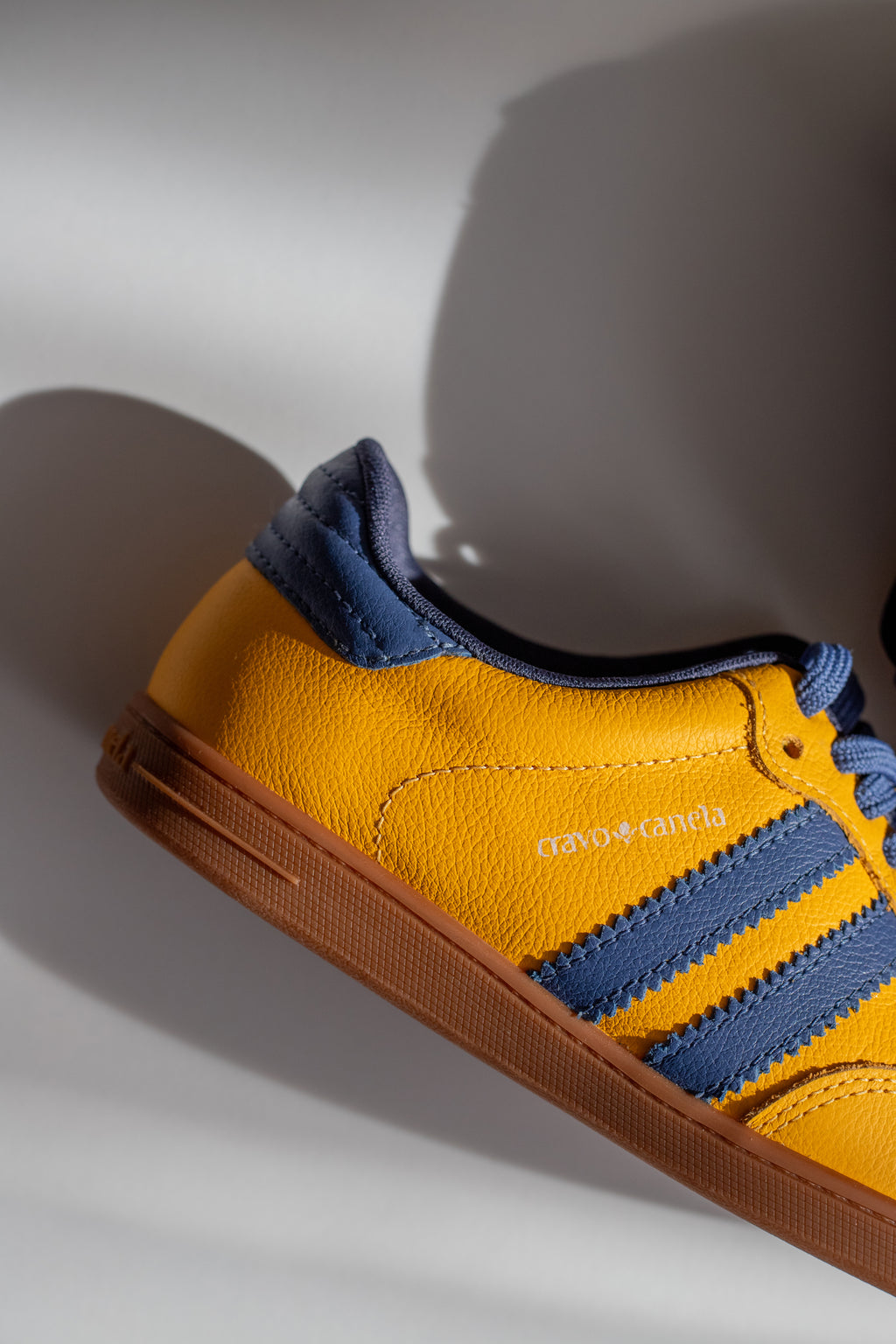 Sapatilhas - Cravo & Canela