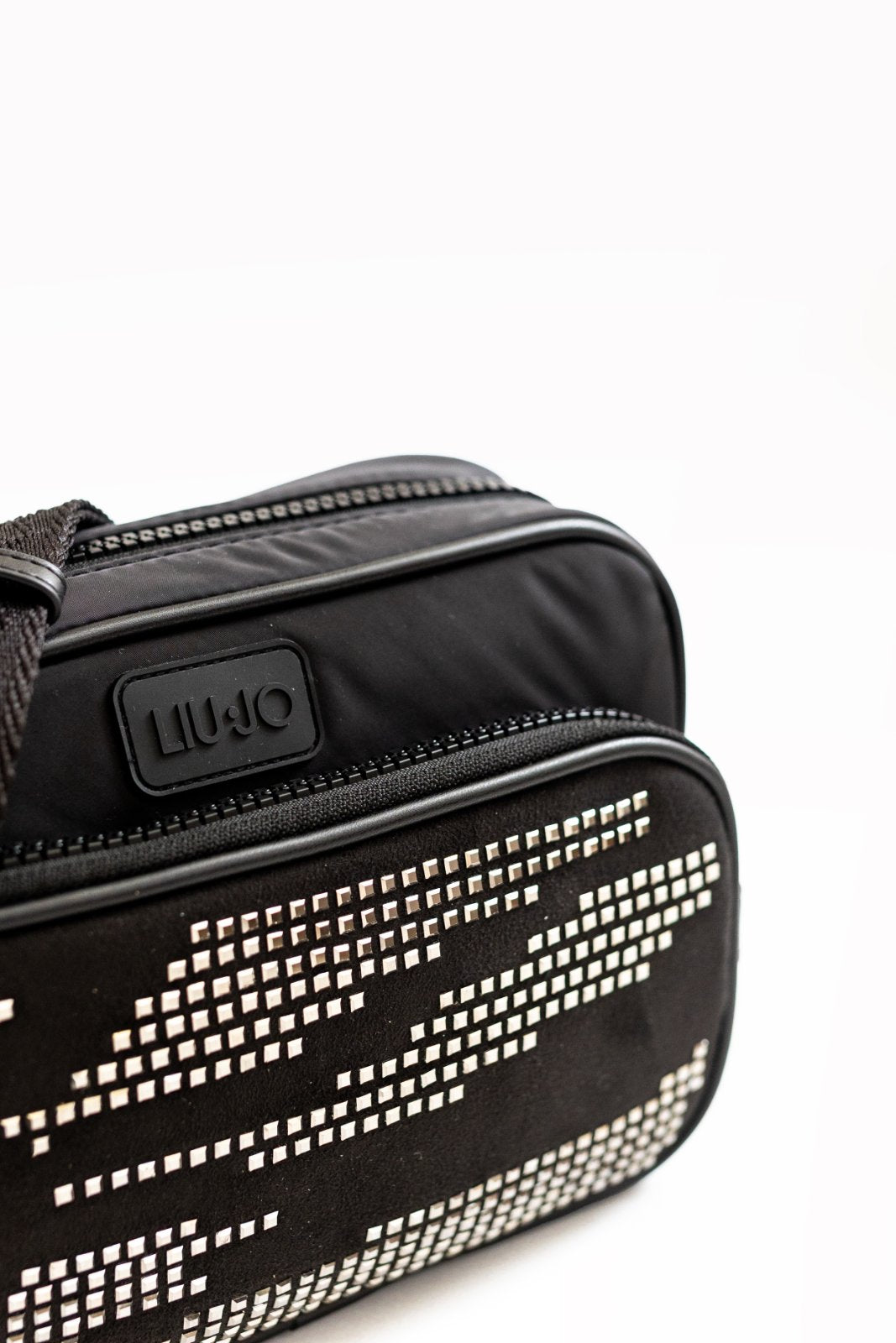 Crossbody alcochoada