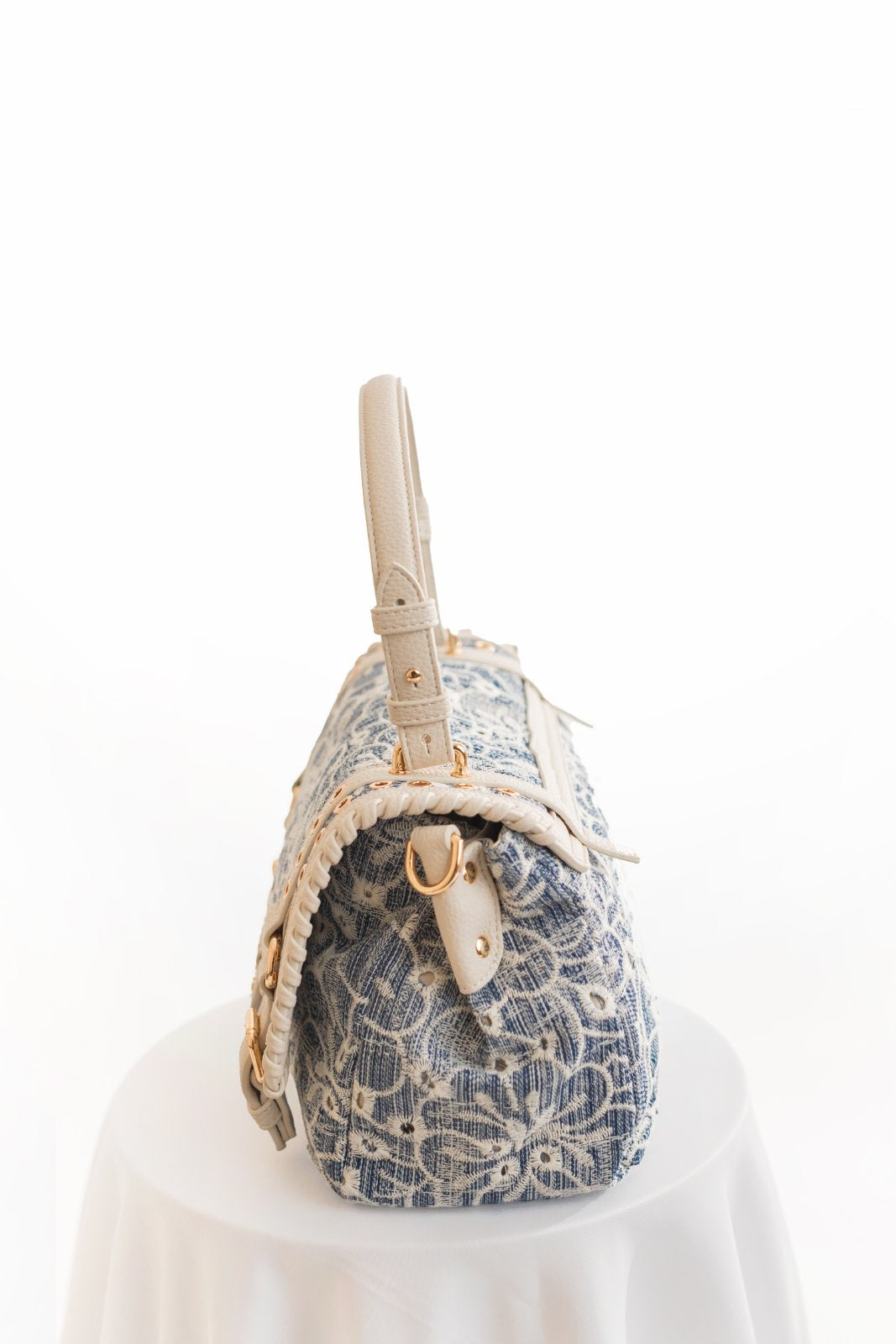 Crossbody bordada